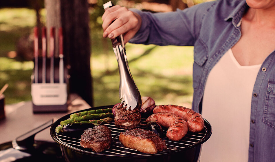 How to Host the Perfect Home Barbecue with Tramontina Tools?