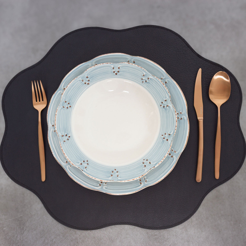 18-piece stoneware set blue