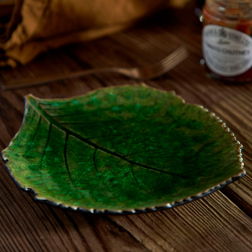Riviera Hydrangea Leaf Plate 21.8 x 19.1 cm