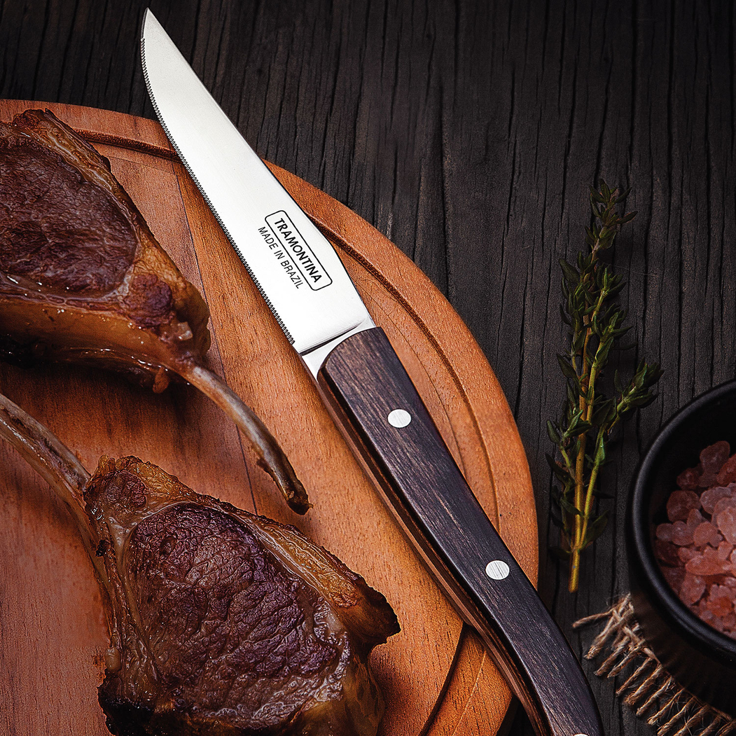 4 Facas churrasco, aço inox, cabos polywood vermelho, caixa madeira, laváveis máquina - Tramontina - 7891112246461