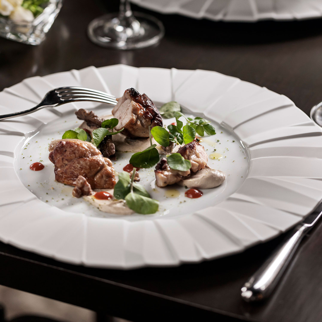 Matrix Dinner Plate 32 cm, Glazed Porcelain - Vista Alegre - 5601266284927