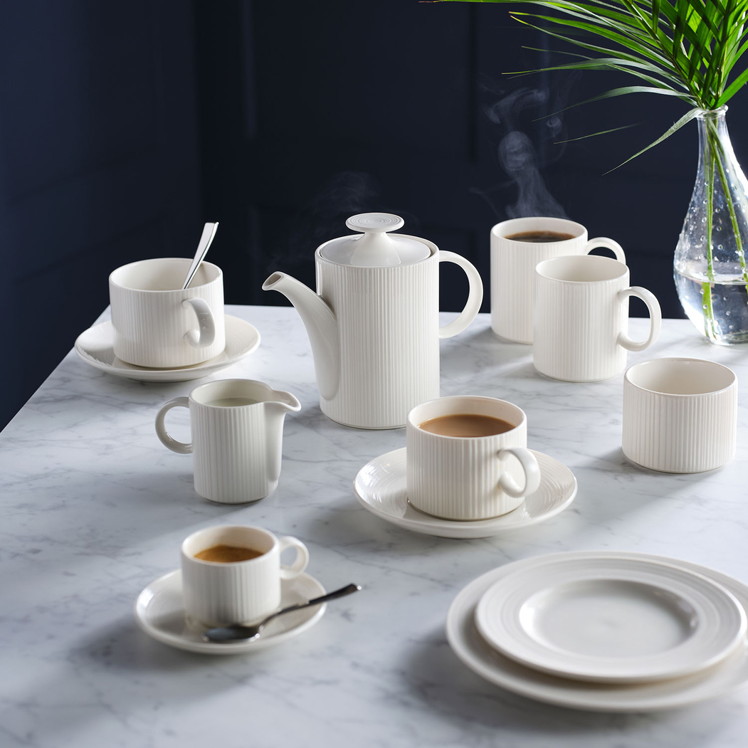 23cm Coupe Flat Plate, Concorde collection, white Porcelain with a smooth finish - Steelite - 5018461752432