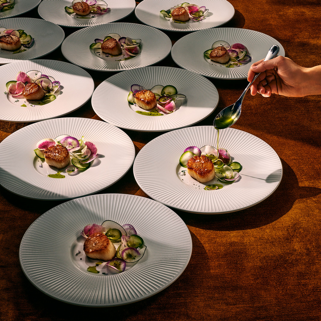 Gourmet Shallow Dish 28cm, Willow, vitrified Porcelain - Steelite - 5018461542057
