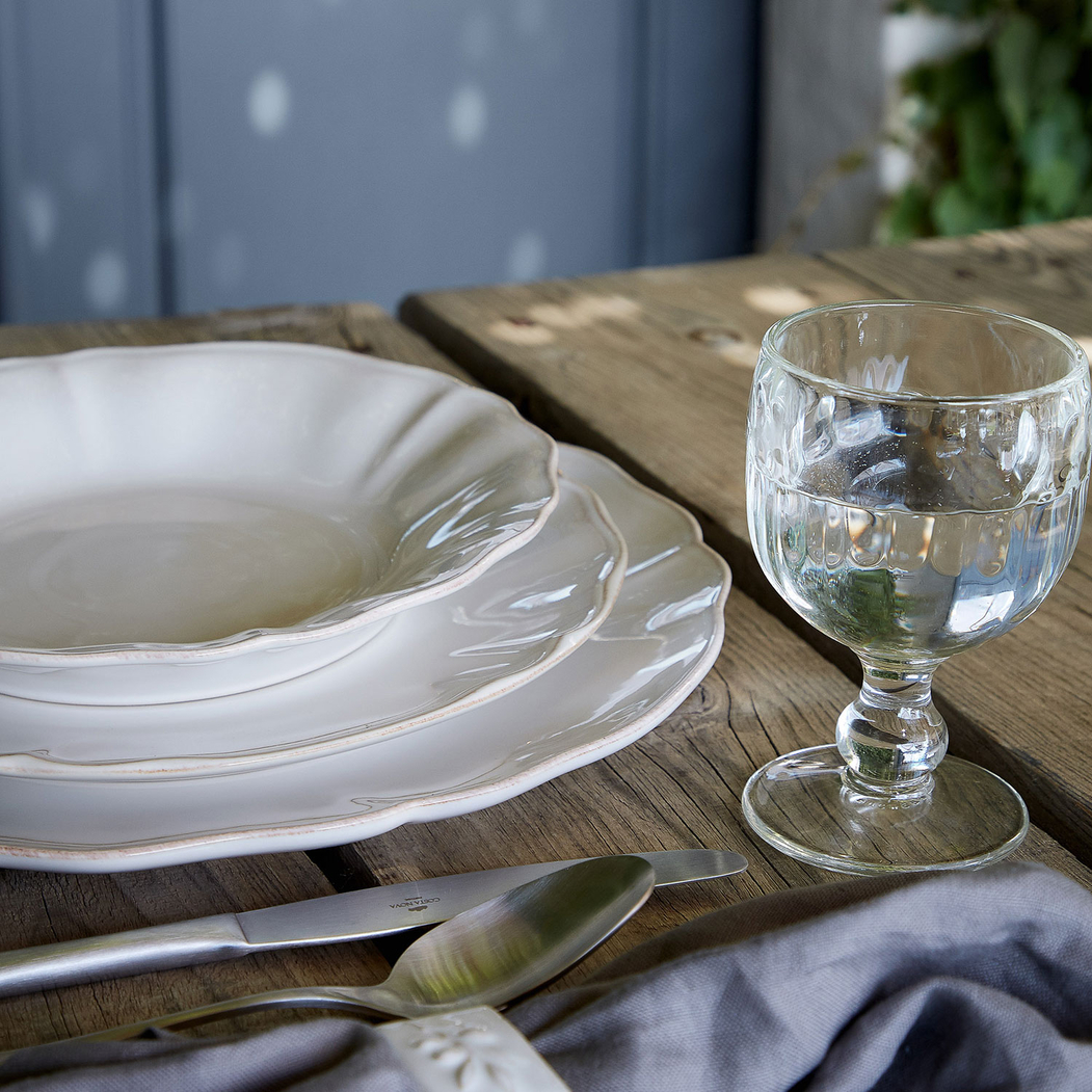 Alentejo deep plate 24.5 cm, white stoneware with hand-painted wavy rims - Costa Nova - 5606739930127