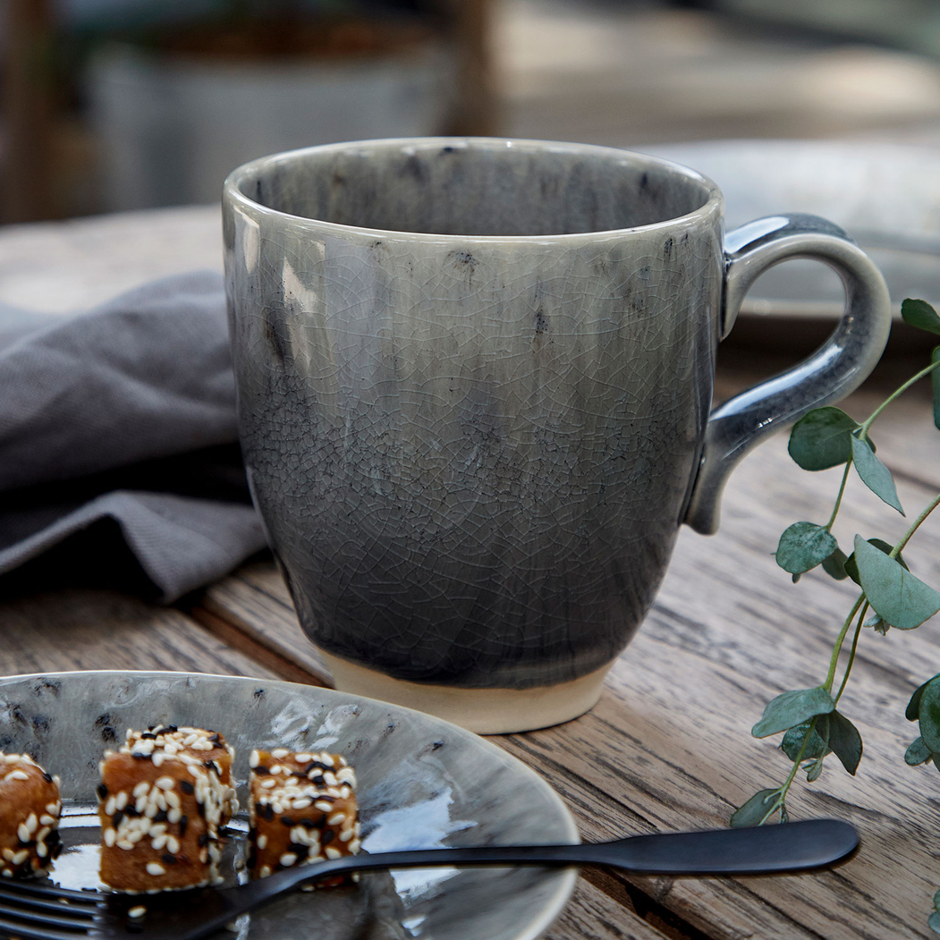 Madeira Mug 440ml, grey stoneware with handcrafted crackled finish - Costa Nova - 5606739933067