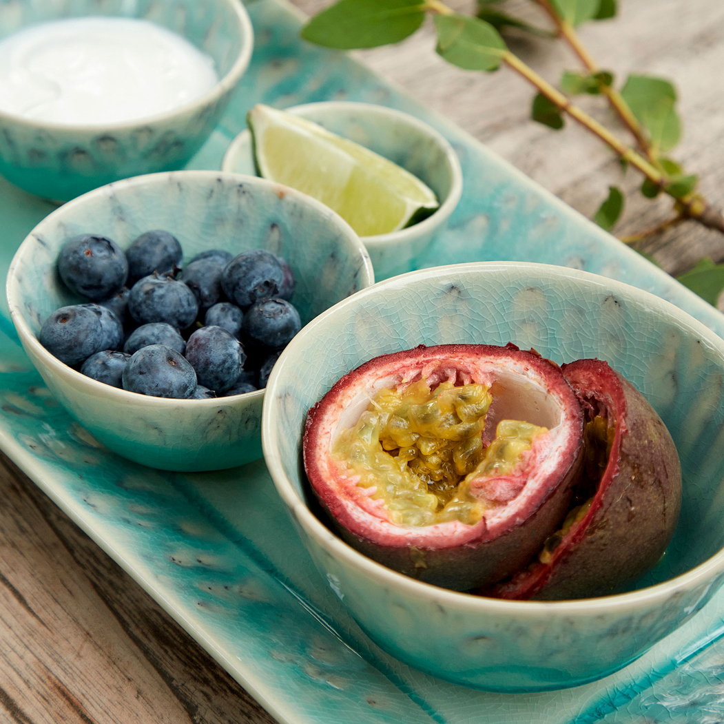 Ramekin redondo Madeira 9cm, 110ml, grés azul com acabamento craquelado artesanal - Costa Nova - 5606739932169