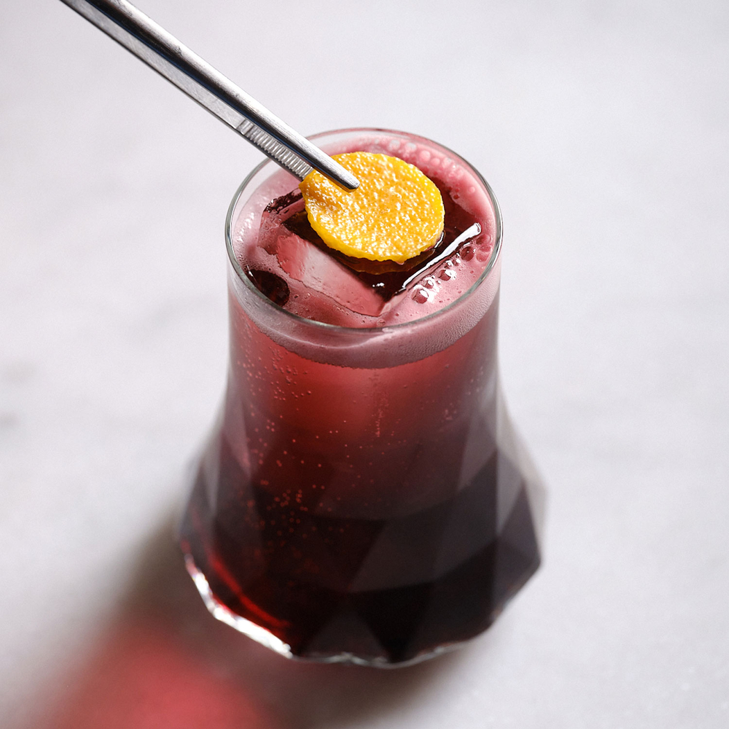 Divergence ergonomic glass, 410 ml, clear glass - Onis - 5602737109213